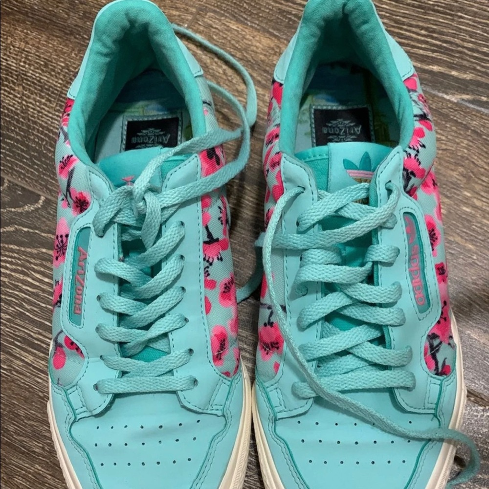 Adidas arizona icetea used